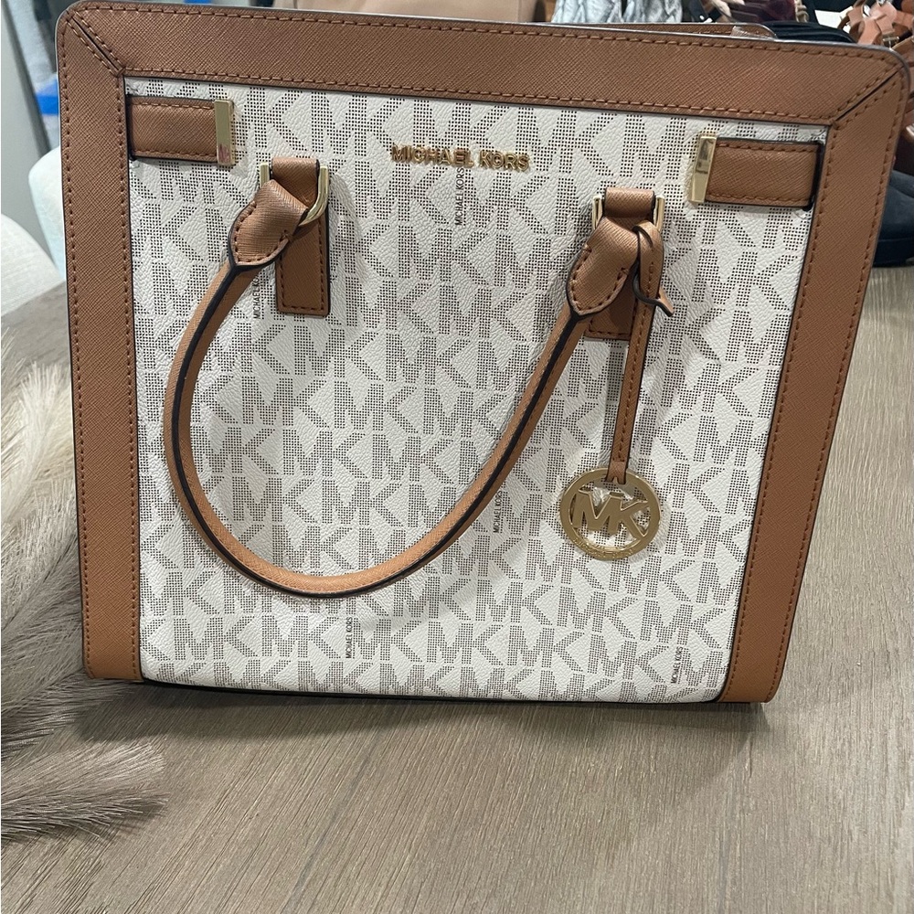 Michael Kors Tan and Cream Signature Tote